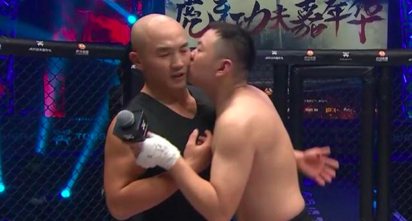 一龙热血激战再现江湖，最新比赛视频回顾