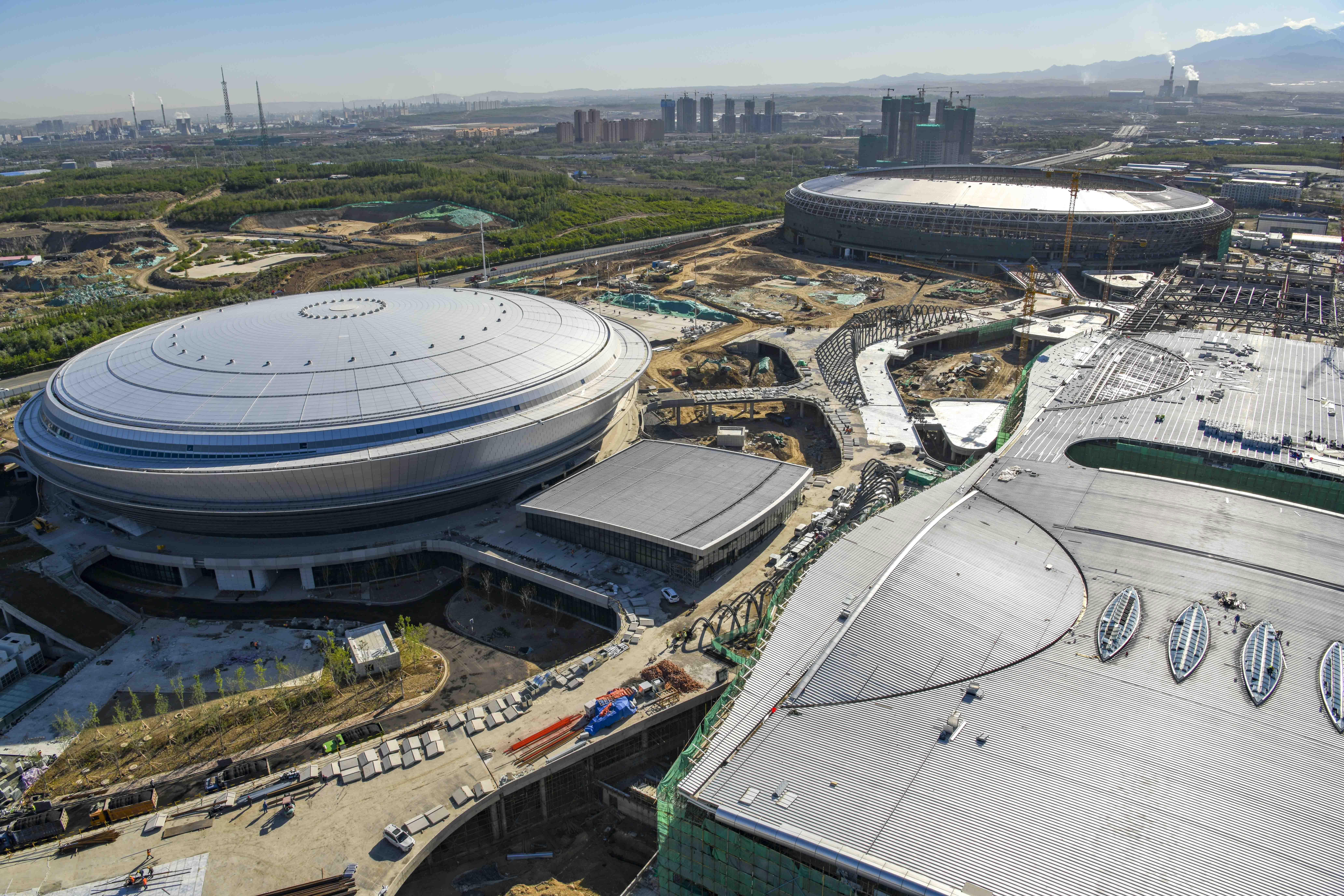 新疆建设最新进展及其影响，一种深度分析观点