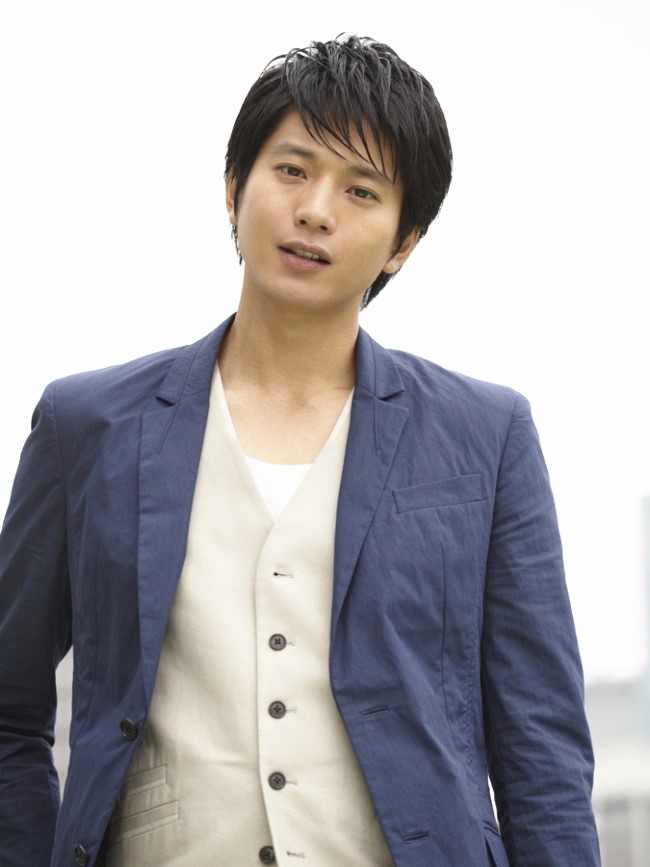 向井理最新动态，深度解读其影响及展望未来