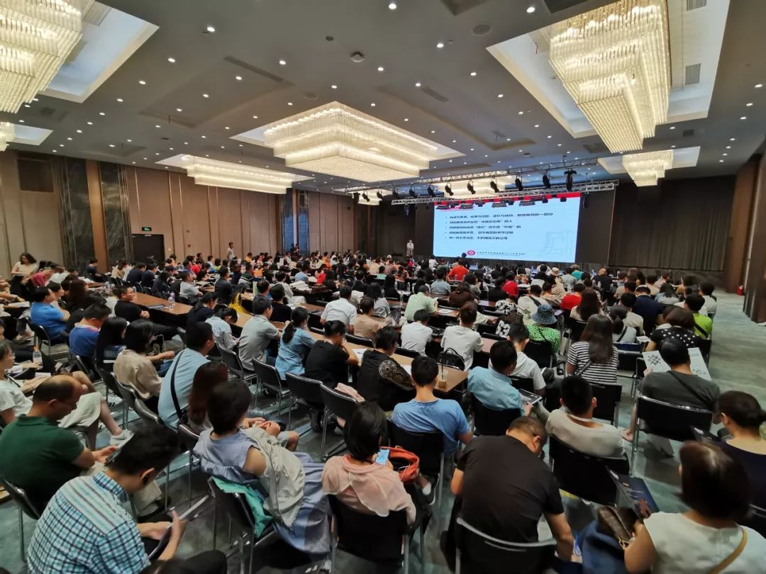 新奥天天精准资料大全,实地观察解释定义_携带版45.404