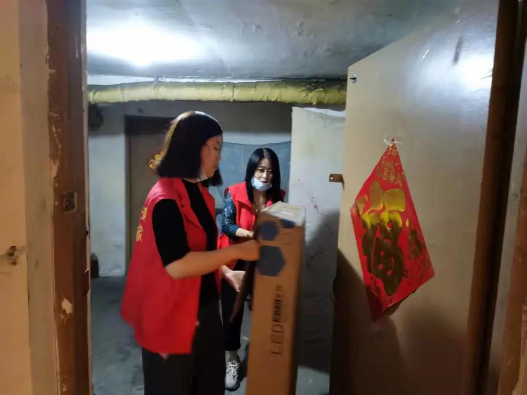 秋霞最新通道，自然美景的探索之旅