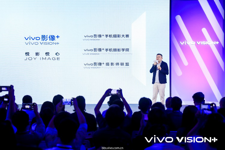 vivo最新企业舞，自信与成长的交响乐展现