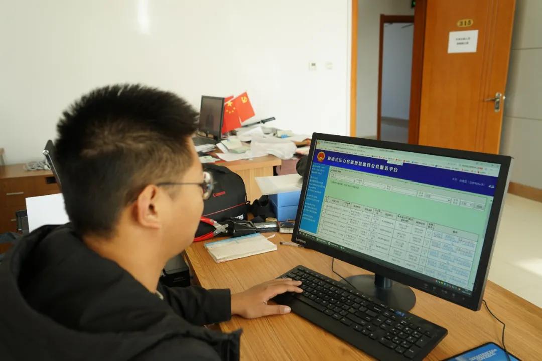 容器app下载，小巷深处的独特风味探索之旅