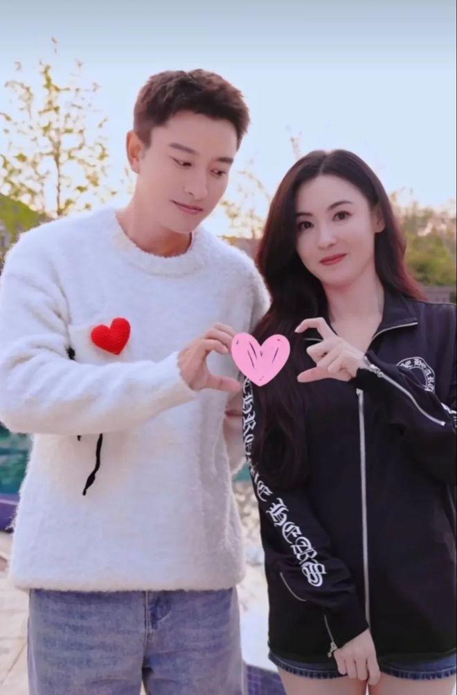 贾乃亮与李小璐，星光之恋的最新回望及最新采访回顾