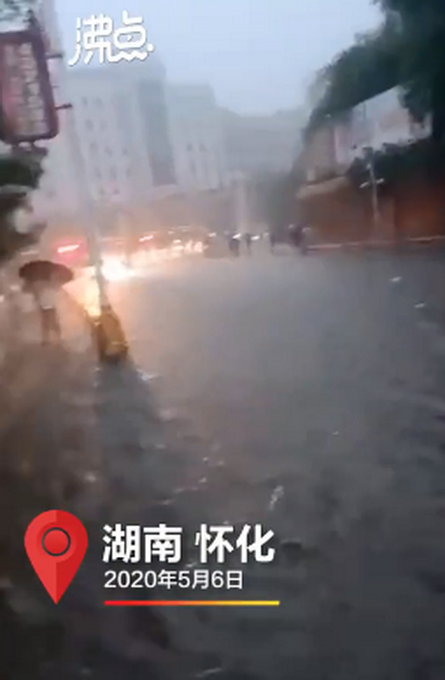 暴雨最新视频，时代背景下的自然力量展现震撼心灵