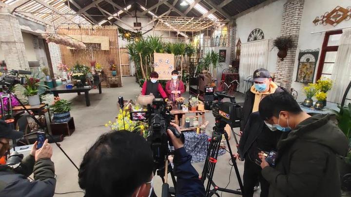 鹿山疫情下的励志之光，变化、学习与自信的力量
