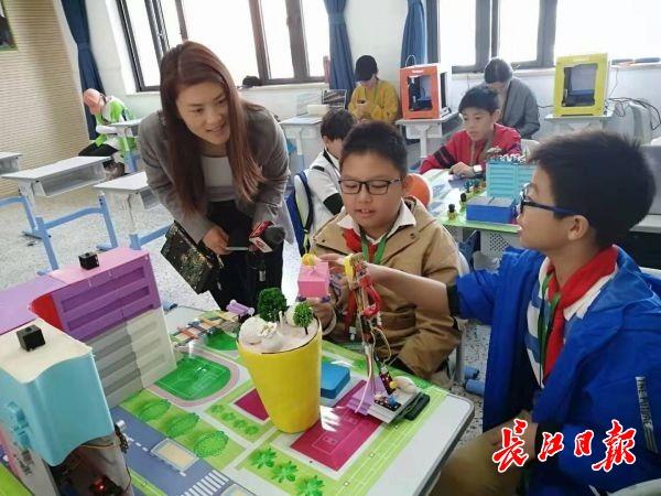 纸结构承重比赛，创意与技术的巅峰对决