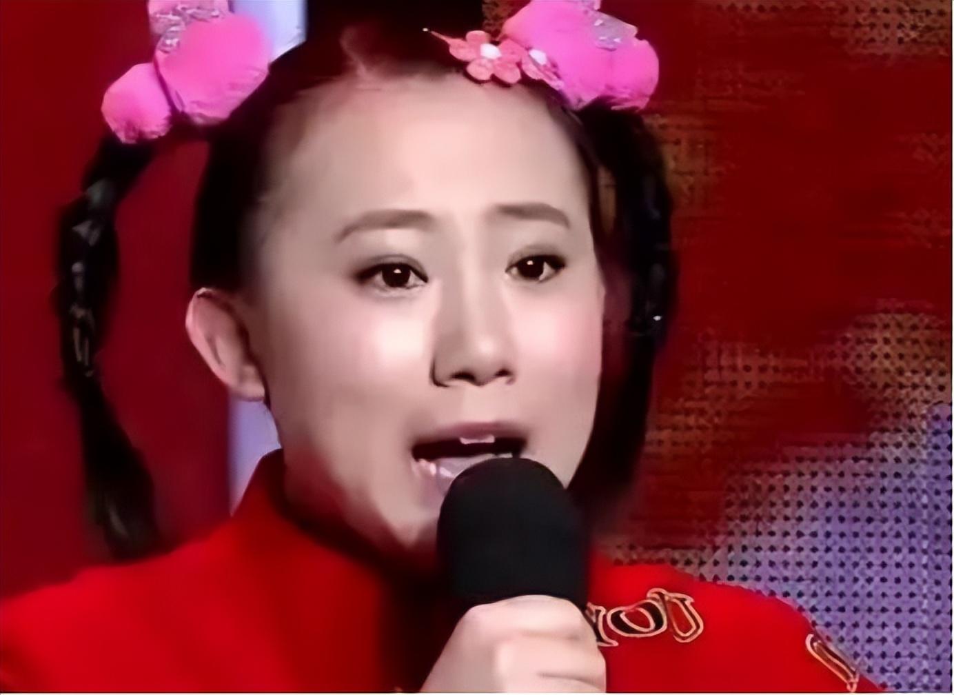 二人转演员丫蛋，与自然美景的邂逅，探寻内心宁静之旅