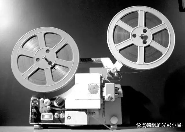 电影发展史，从默片时代到巨屏奇观，励志传奇见证自信与成就感的诞生
