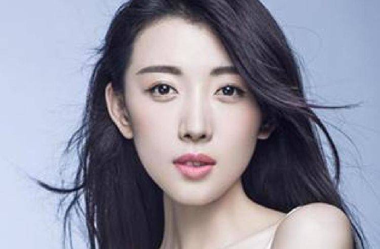 姓孔的明星介绍及演艺生涯概览