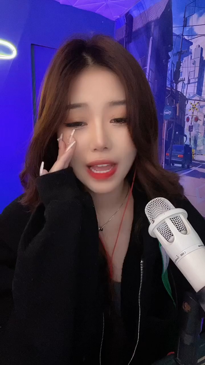 王明明最新直播探寻小巷美食宝藏，隐藏美食一览