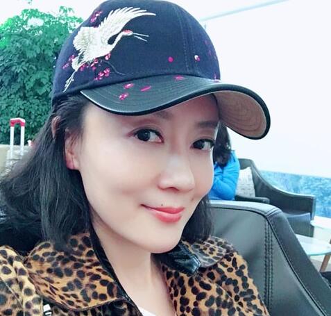 冯波女演员，学习表演艺术及成为优秀女演员的详细步骤指南